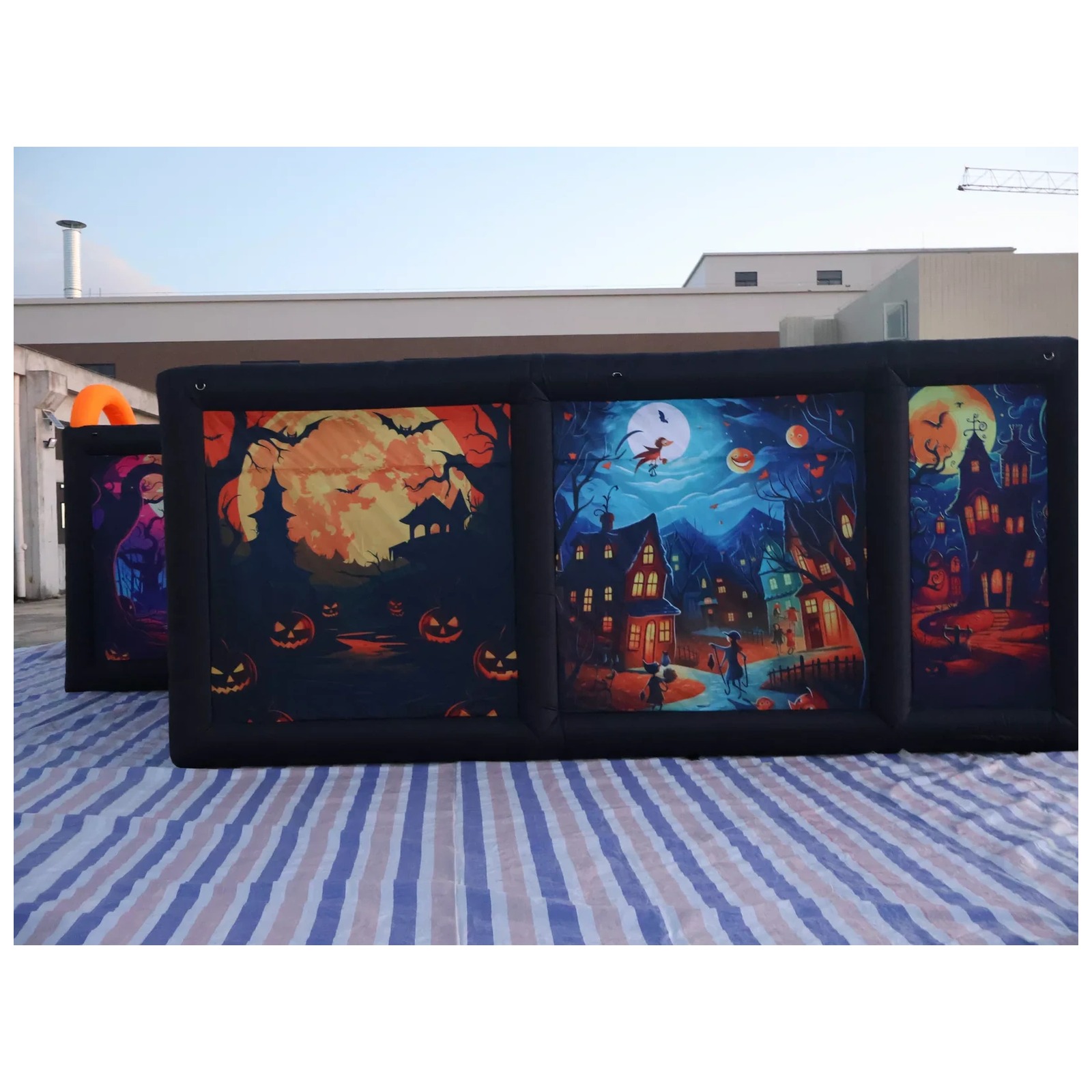 Grande Labirinto Gonfiabile di - Kids Outdoor Party Venue recensione e prezzo