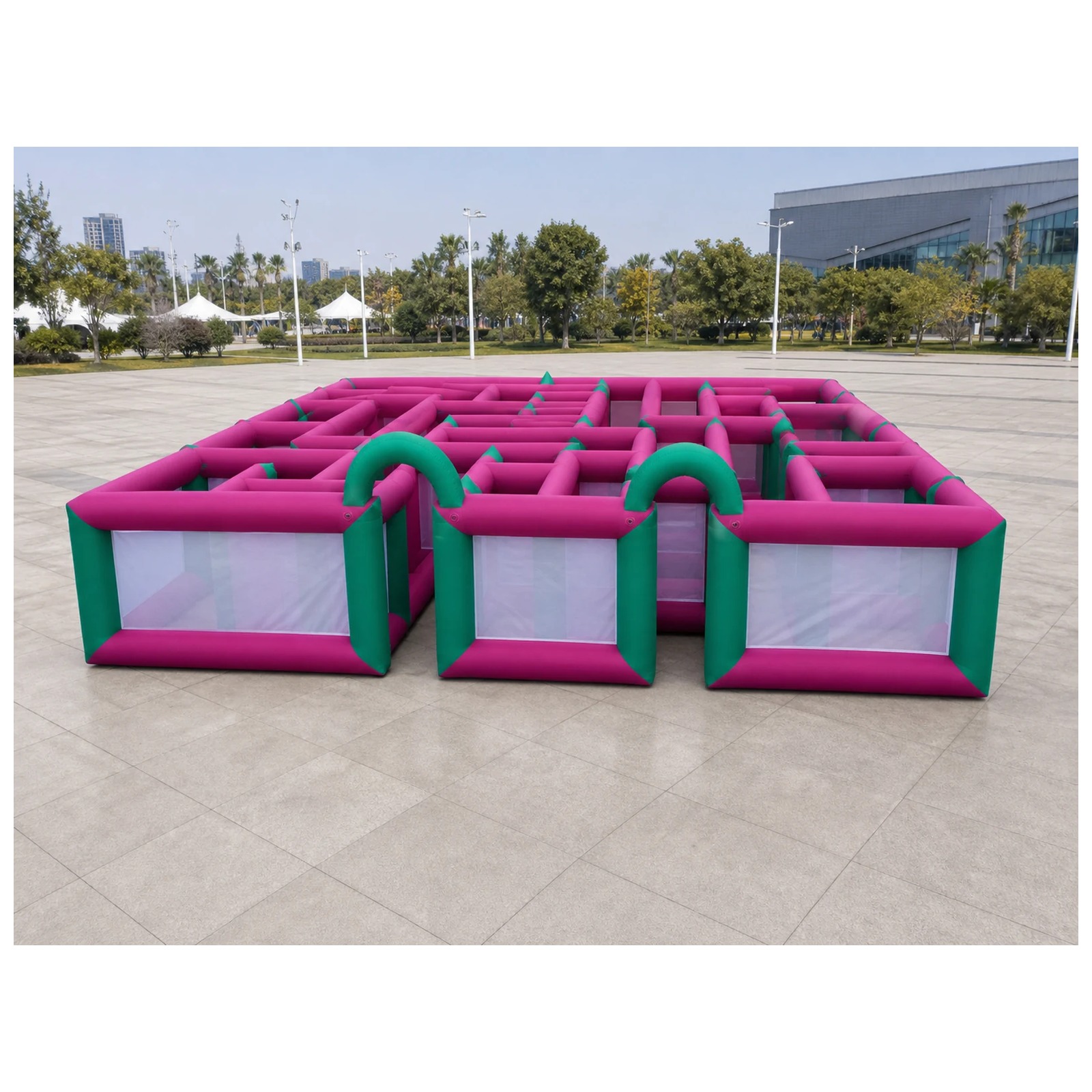 Grande Labirinto Gonfiabile a  - Kids Outdoor Party Venue recensione e prezzo