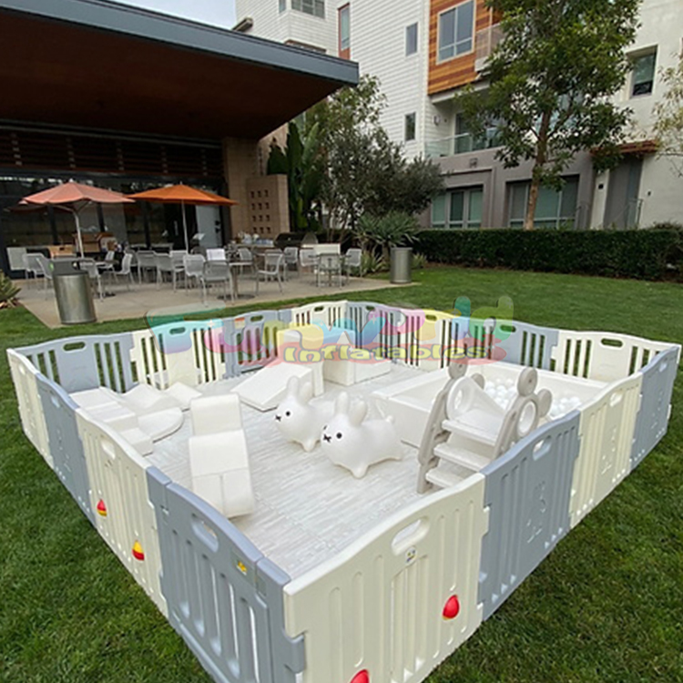Set di Recinzioni Morbide per  - Kids Outdoor Fence recensione e prezzo