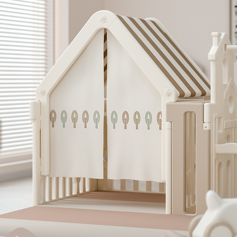 Recinto per Bambini di Alta Qu - Kids Outdoor Fence recensione e prezzo